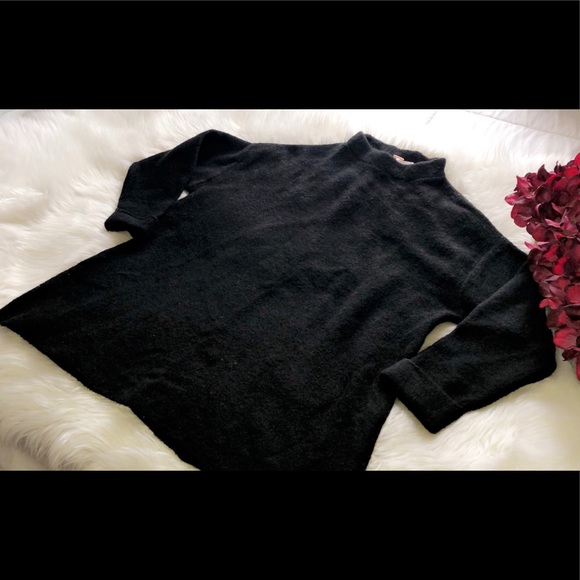 FREE PEOPLE Oversized Turtleneck Sweater - Picture 2 of 6